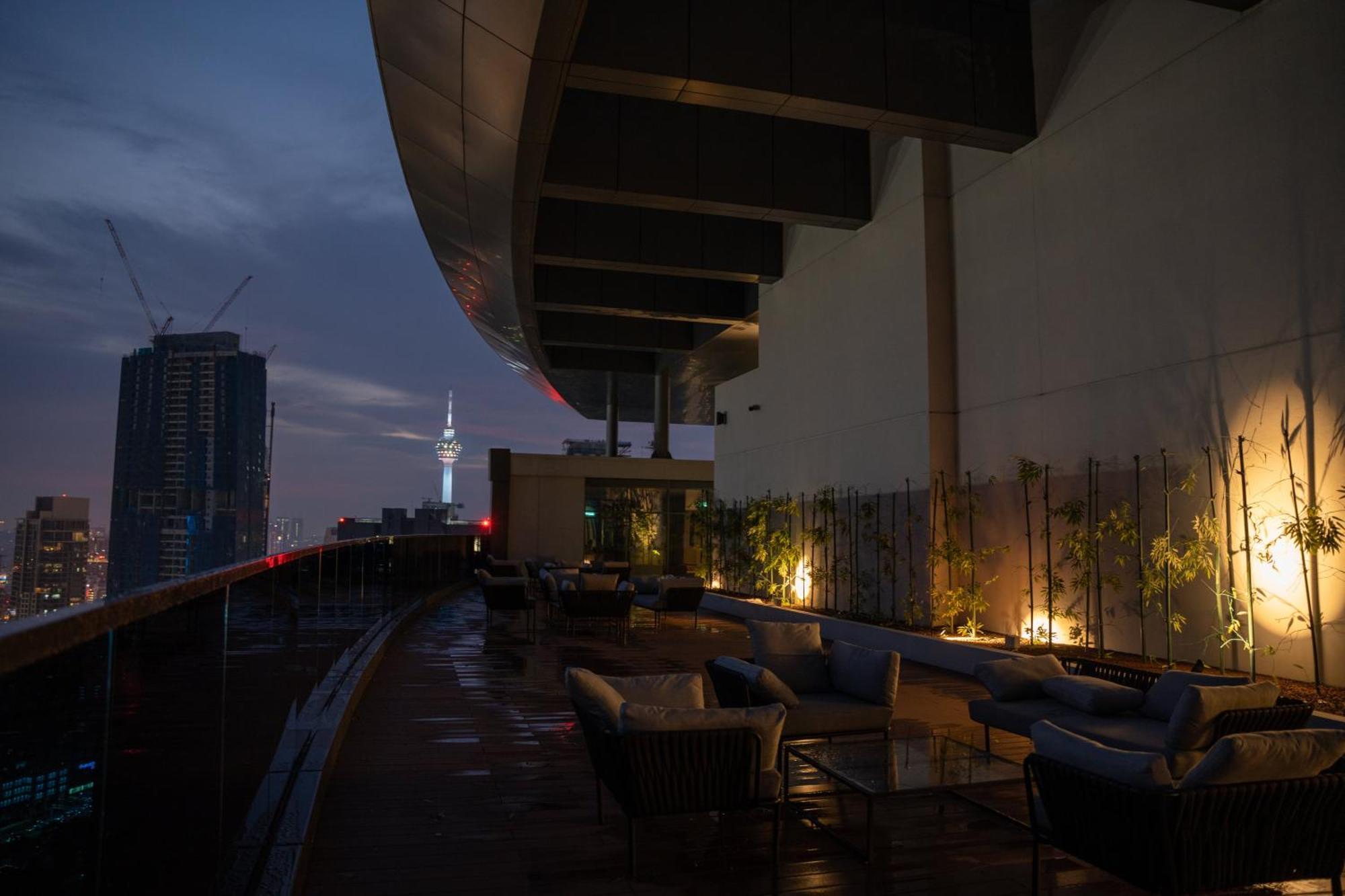 Eaton Residences Klcc By Plush Kuala Lumpur Extérieur photo